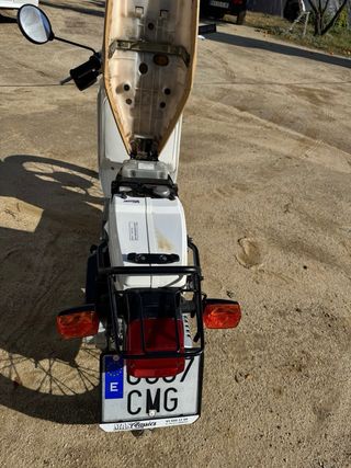 Honda Scoopy SH75 Scooter Automática