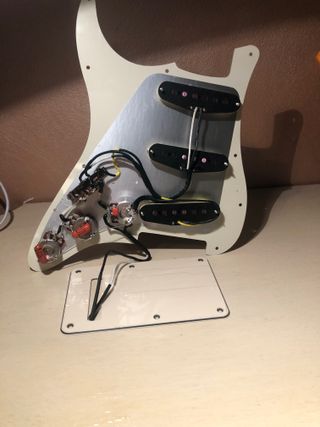 Pickguard completo per Fender Stratocaster Vintage
