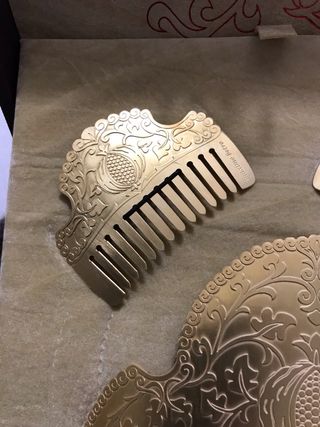 Juego de peinetas Maximo Betro nuevas oro mate