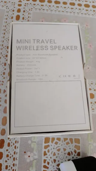 Mini Altavoz Bluetooth Portátil Rojo/Blanco