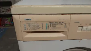 Lavadora Blanca ZANUSSI FLS-472C