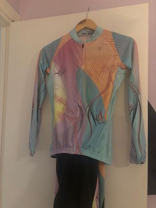 Conjunto maillot y culotte ciclismo invierno