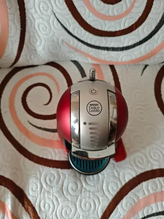 Cafetera Dolce Gusto Roja