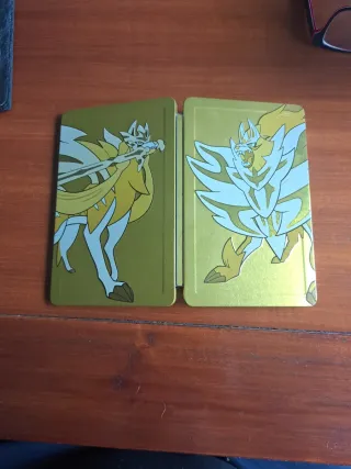 Caja Metálica Pokémon Espada y Escudo
