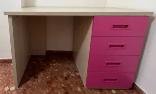 Escritorio con armario y litera