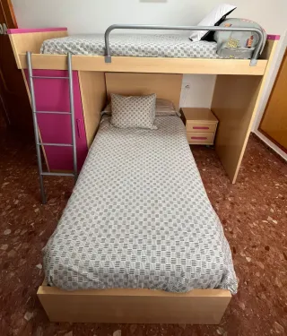 Escritorio con armario y litera