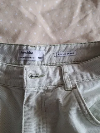 Pantalón wide leg tiro alto blanco y verde