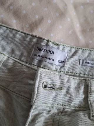 Pantalón wide leg tiro alto blanco y verde