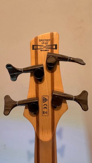 Bajo Eléctrico Ibanez SR370EF Fretless