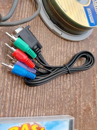 PlayStation 1 (PS1) gris con juegos