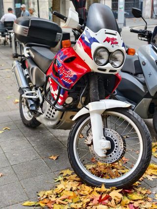 Honda África Twin 750 RD07A