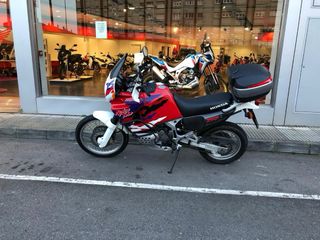 Honda África Twin 750 RD07A