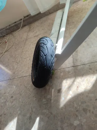 Rueda Maciza Patinete Eléctrico