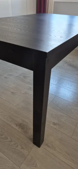 Mesa comedor extensible negra-wengué