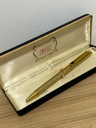 Bolígrafo Gold 18k Clásico Dorado en Estuche cross