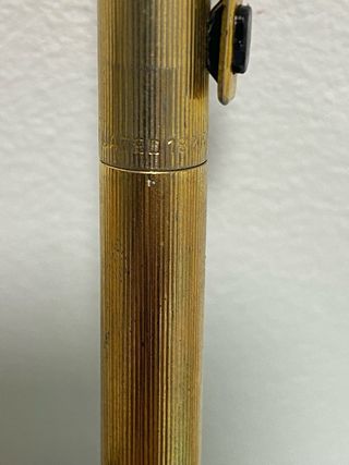 Bolígrafo Gold 18k Clásico Dorado en Estuche cross