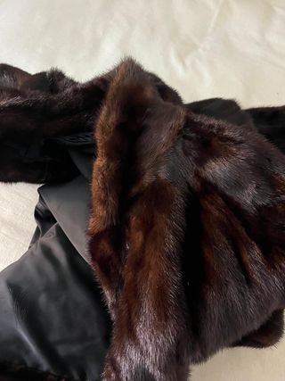 Abrigo largo de pelo de visión sintético