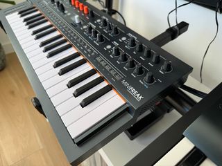 Arturia Minifreak Sintetizador Polifónico