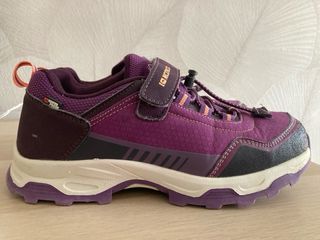 Zapatillas montaña NICOBOCO Talla 35