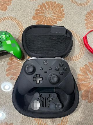 Xbox Series X + 2 mandos