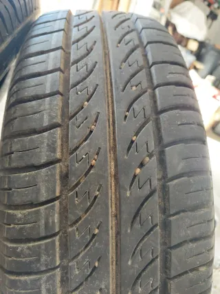 Pareja Neumáticos 195/70 R14 95T con Llanta