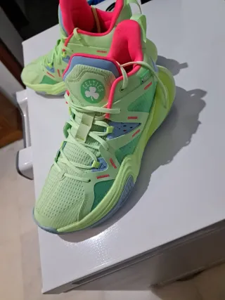 Zapatillas Baloncesto NBA Neón