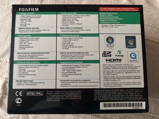 Cámara Fujifilm FinePix S4000 + Caja y Funda