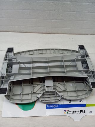 Reposapiés Ergonómico Ajustable Negro/Blanco