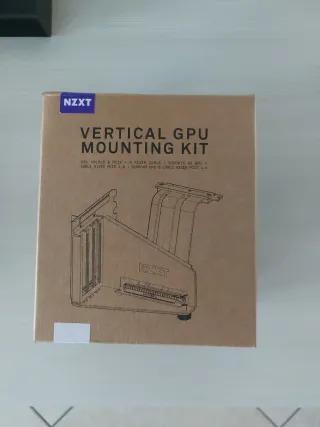 NZXT Staffa Montaggio GPU Verticale