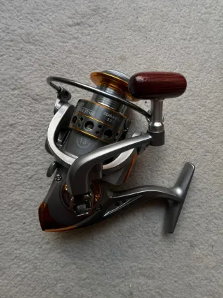 Carrete de pesca DC4000