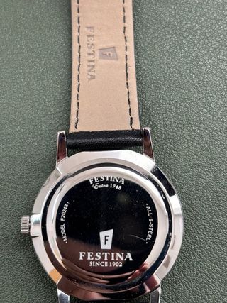 Reloj Festina Extra Plateado Correa Negra