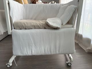 Minicuna colecho con textiles