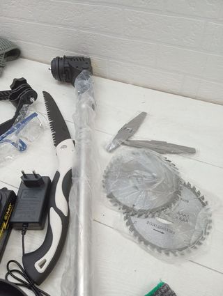 Desbrozadora Eléctrica + 2 Baterías cortacésped