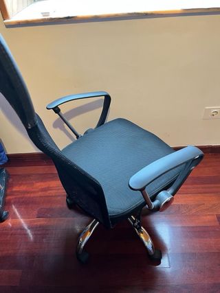 Silla de oficina/escritorio negra