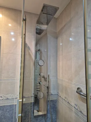 Columna hidromasaje ducha