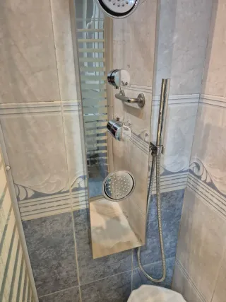 Columna hidromasaje ducha