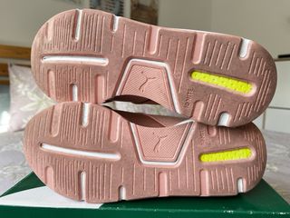 Zapatillas deportivas de mujer. Puma Ignite Rosa