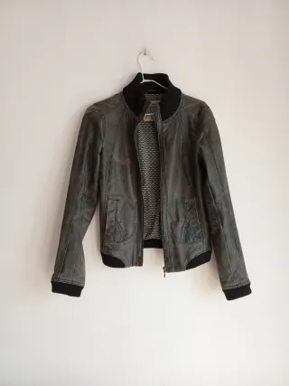 Chaqueta Piel Pull&Bear Gris