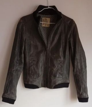 Chaqueta Piel Pull&Bear Gris