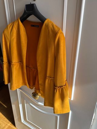 Chaqueta naranja/ mostaza  talla M