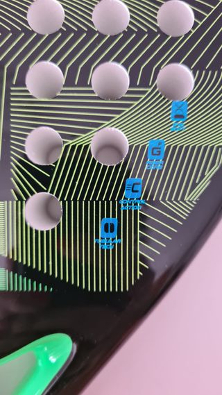 Pala de Pádel JOMA OPEN – Ligera y cómoda