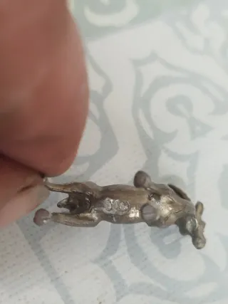 Figura cabra plata 800