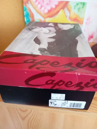 Zapatos de tacón Capezio dorados/rosados 37