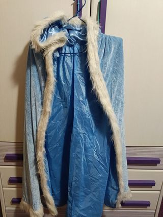 Capas terciopelo roja y azul