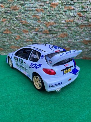 Peugeot 206 WRC – Escala 1:18 – Solido