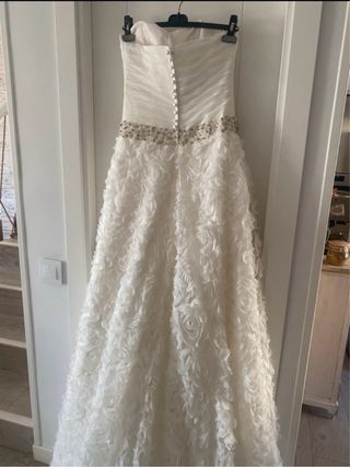 Vestido de Novia Miler Rosa Clará pétalos