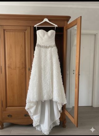 Vestido de Novia Miler Rosa Clará pétalos