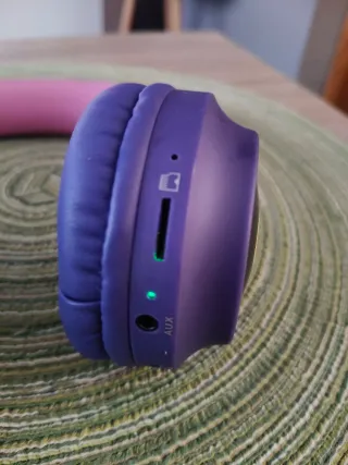 Auriculares Gato LED Rosa y Morado