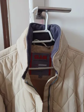 Cazadora acolchada beige