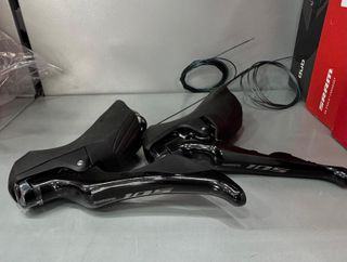 Palancas Shimano 105 ST-R7000 11V